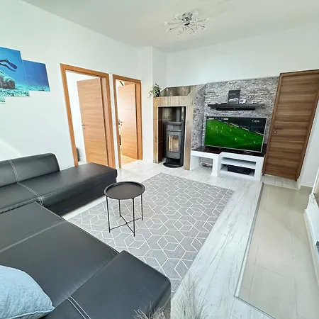 Tettyeapartman Pécs